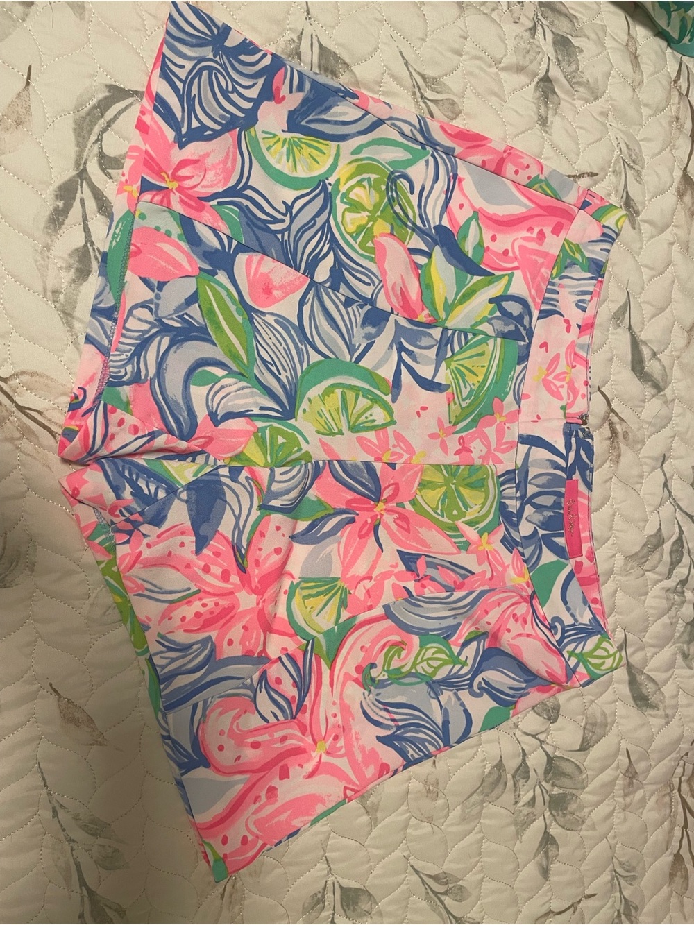 Lilly Pulitzer Pink Blue Green Floral Print Women’s Shorts